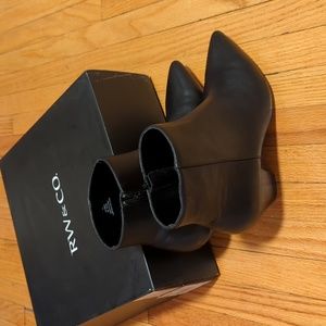 RW&Co size 7.5 black leather booties